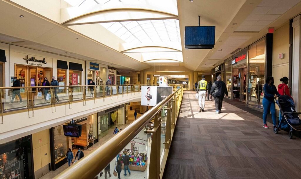 Livingston Mall in Livingston, NJ